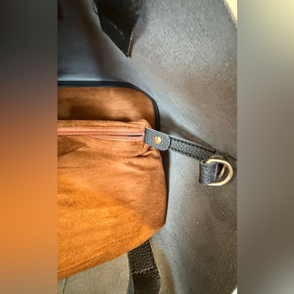 Black Satchel Faux Leather Bag - Picture 10 of 13